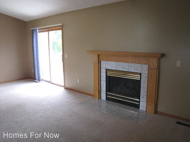 Building Photo - 4 br, 2 bath House - 17508 Five Oaks Drive
