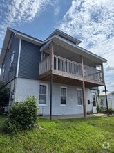 Building Photo - 135 Sheldon Ave