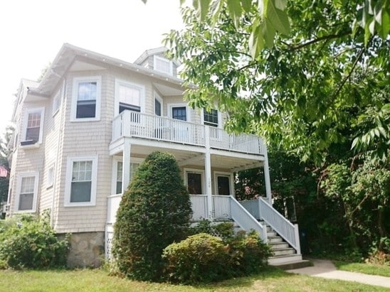 First floor of a 2Bdr Home - 100 Greaton Rd