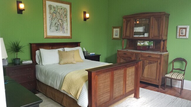 Master Bedroom - 630 Napoleon Ave