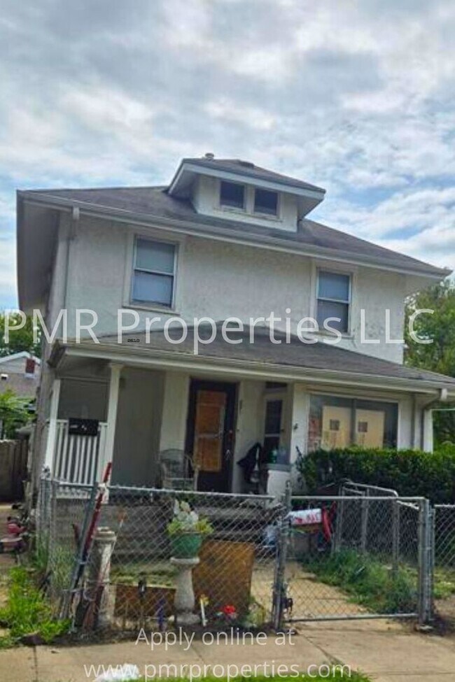 Building Photo - 831 3rd Ave