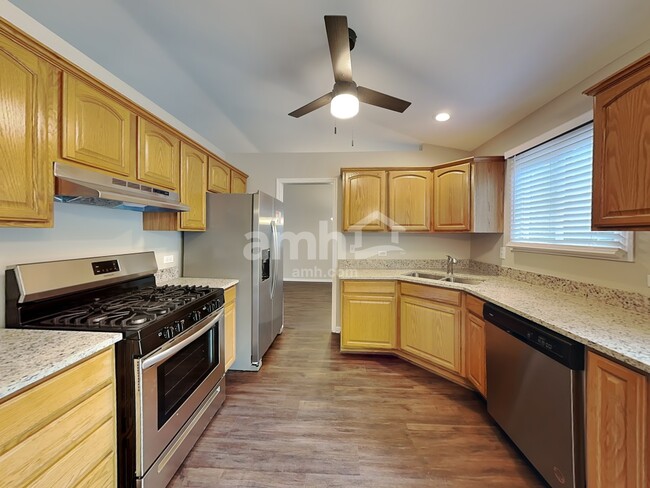 Foto del edificio - 3612 Fawn Ln