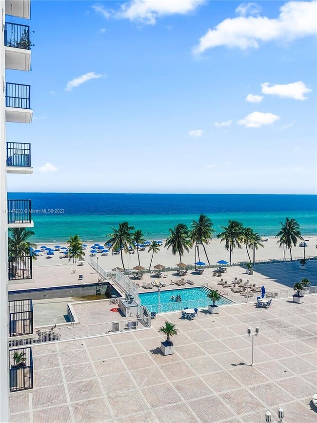 Building Photo - 2201 S Ocean Dr