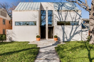 Building Photo - 4114 Normandy Ave