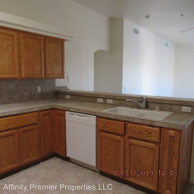 Building Photo - 2480 Palo Verde Blvd S