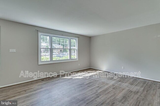 Foto del edificio - 3374 Breckenridge Ct