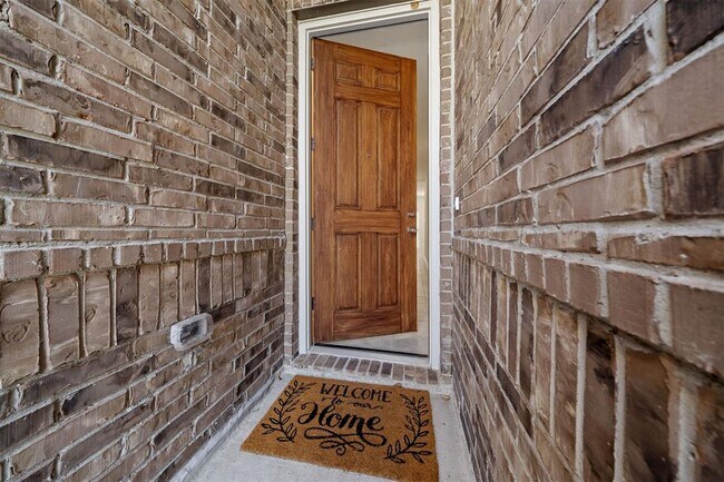 Foto del edificio - 28330 Little Hollow CT