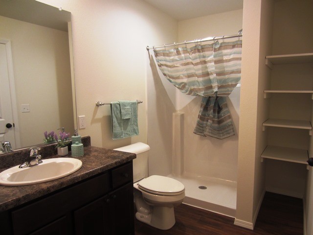 Bathroom - Phase II - Lake Area Townhomes