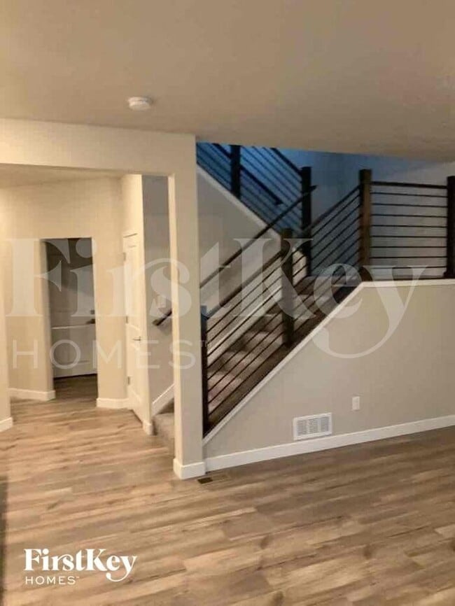 Building Photo - 11123 Murrelet Dr