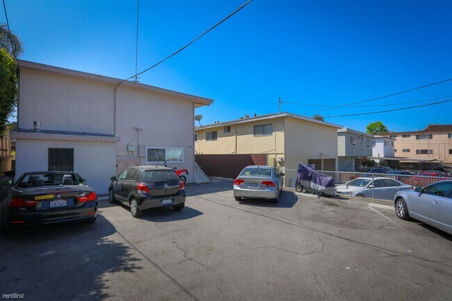 Foto del edificio - 519 Raymond Ave