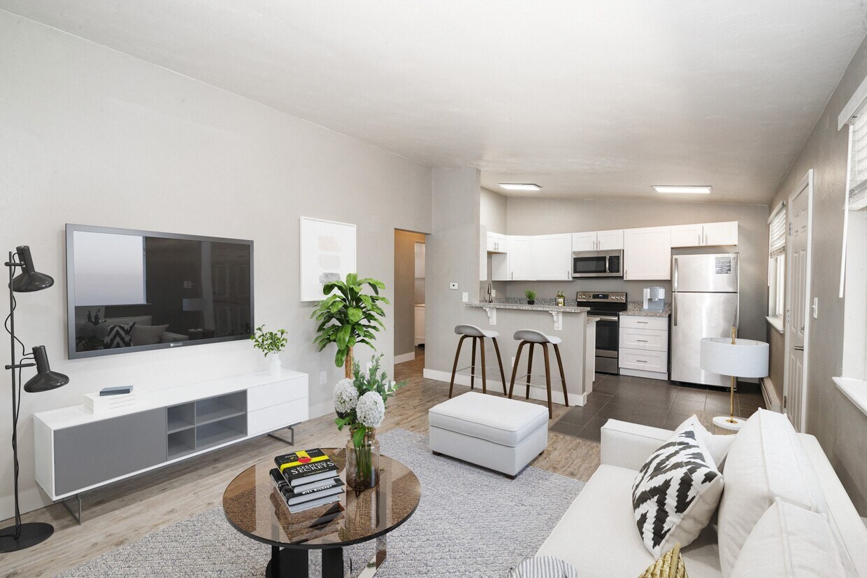 Primary Photo - Clay Street Apartments