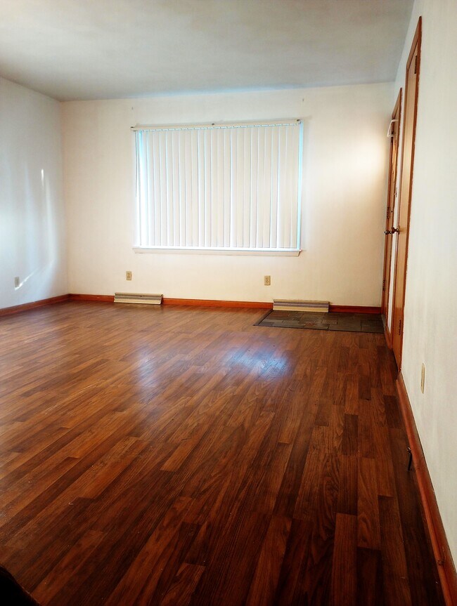 Foto del edificio - 1107 W Maple Ave S