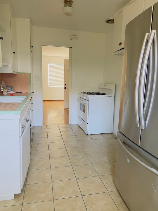 Building Photo - 4249 S Centinela Ave
