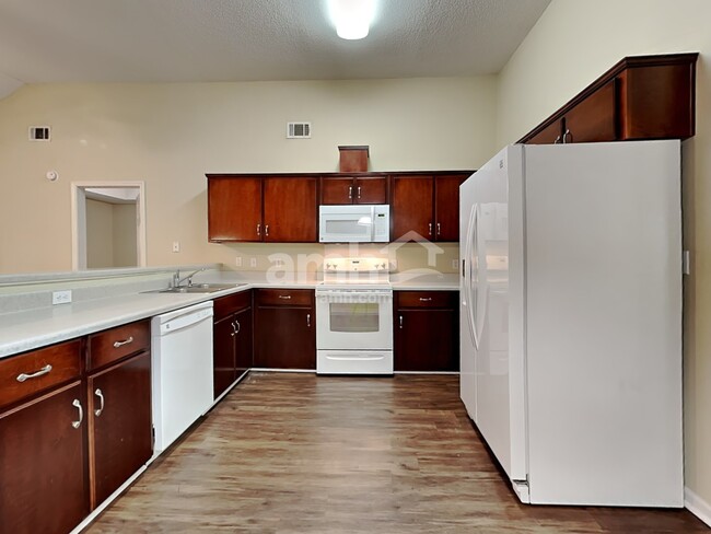Foto del edificio - 117 W Tisbury Ln