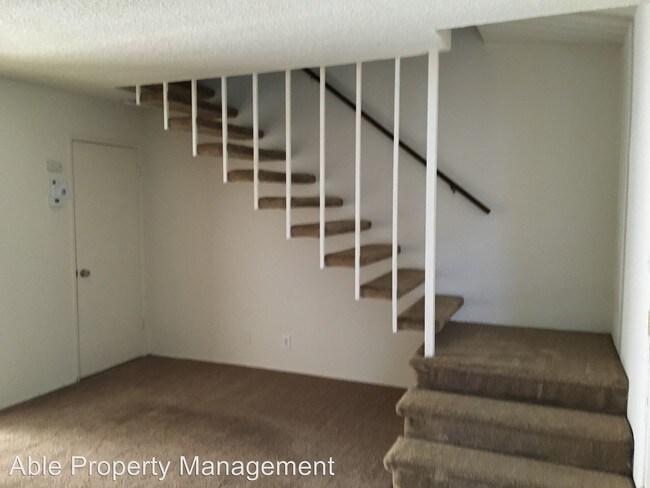 Foto del edificio - 4704 Planz Rd