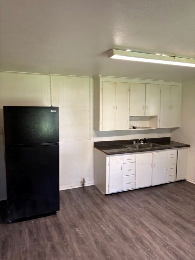 Kitchen - 1208 W Main St