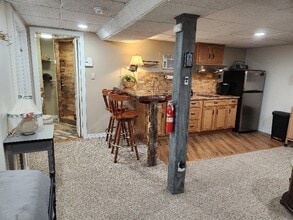 Building Photo - 206 Shepard Rd