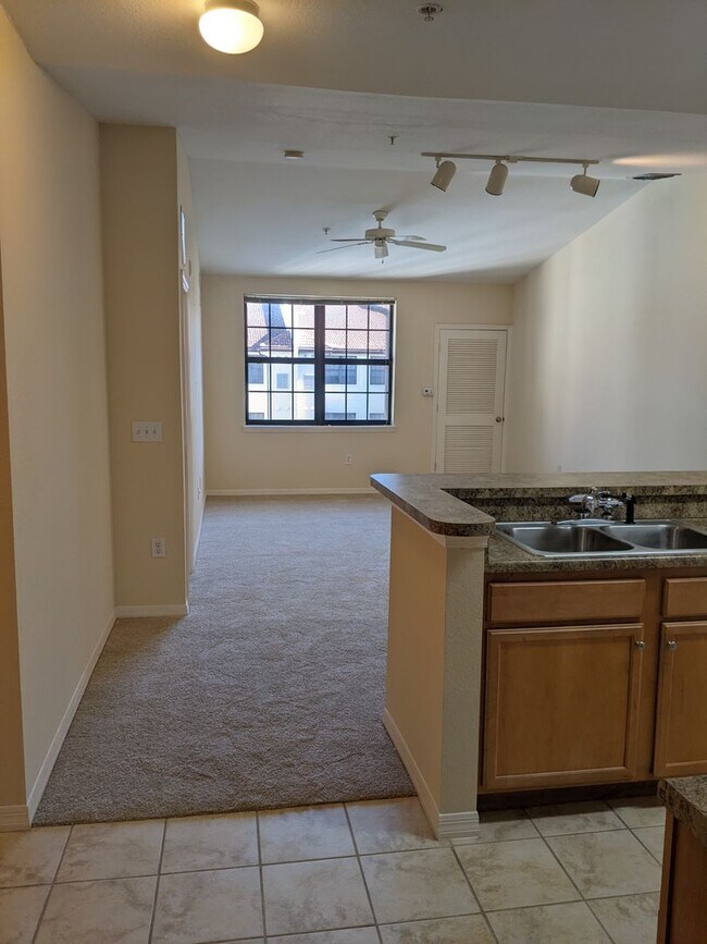 Building Photo - 1bd/1bath Condo at THE REGISTRY @ MICHIGAN...
