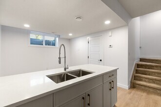 Building Photo - 8305-8387 87 St NW