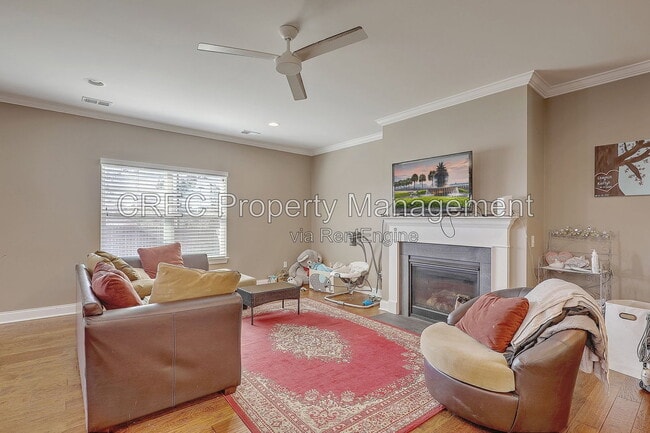 Building Photo - 1157 Leary St
