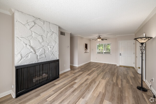 3BR, 2BA - 1,200SF - Living Room/Dining Room - Park Broadway Apartments