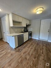 Building Photo - 1045 Seaside Ln