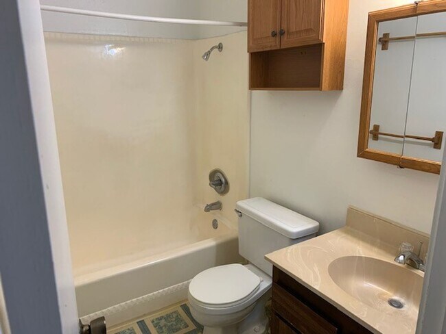 Building Photo - Makaha Valley Plantation - Two Bedroom