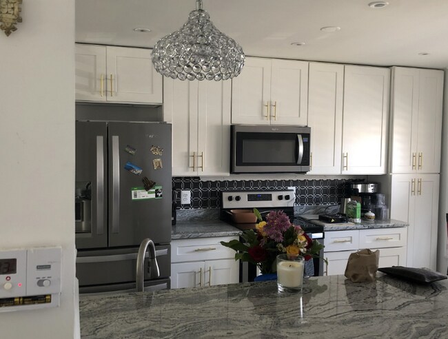 Foto del edificio - 7001 Cipriano Woods Ct
