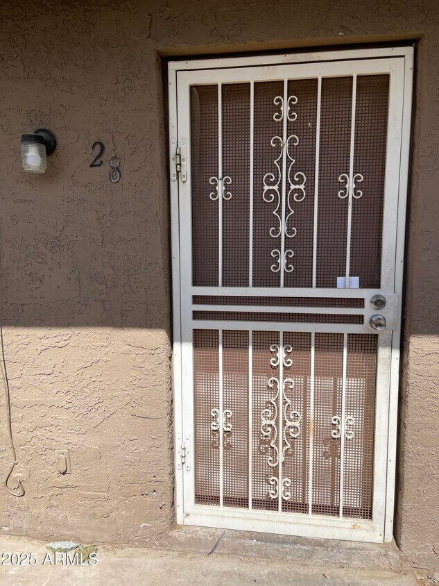 Foto principal - 925 W Peoria Ave