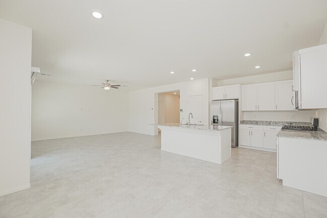 Foto del edificio - 7755 Bailey Creek Ln