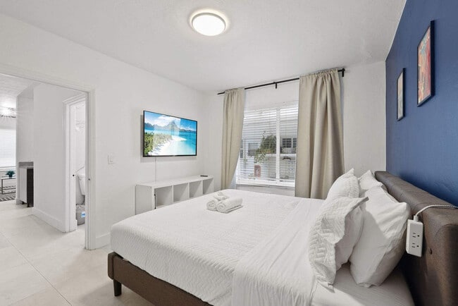 Foto del edificio - 7340 Harding Ave