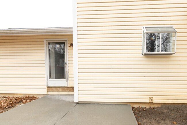 Foto del edificio - 63 Charlesridge Ct