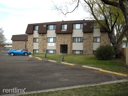 Primary Photo - 400 W Arbor Ave
