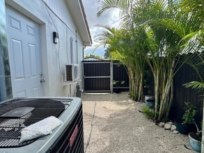 Building Photo - 9815 SW 21st St Building Photo - 9815 SW 21st St