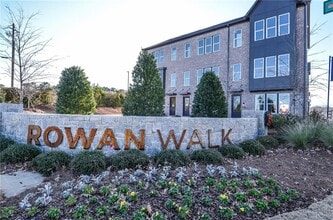 Building Photo - 2316 Mockernut Trl