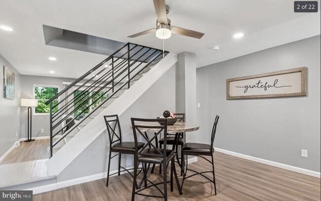 Foto del edificio - 15 Oakmont Dr