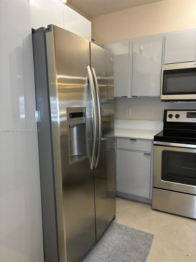 Foto del edificio - 3310 Palomino Dr