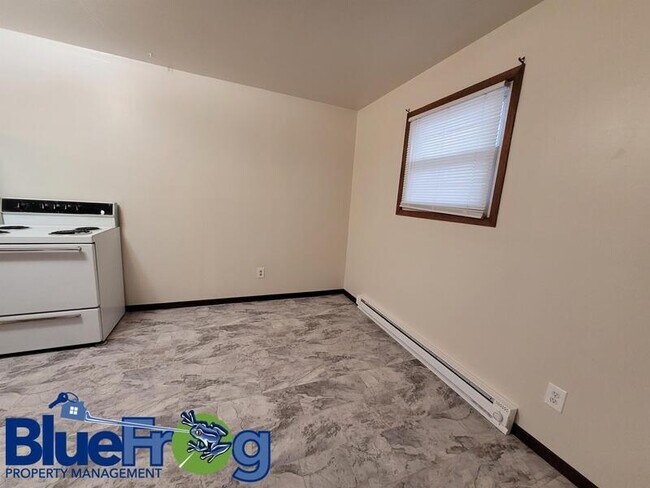 Foto del edificio - 727 W Harris St