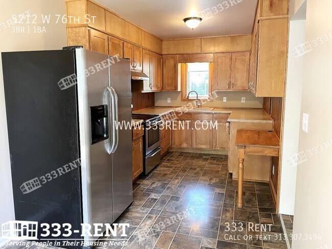 Foto del edificio - 5212 W 76th St