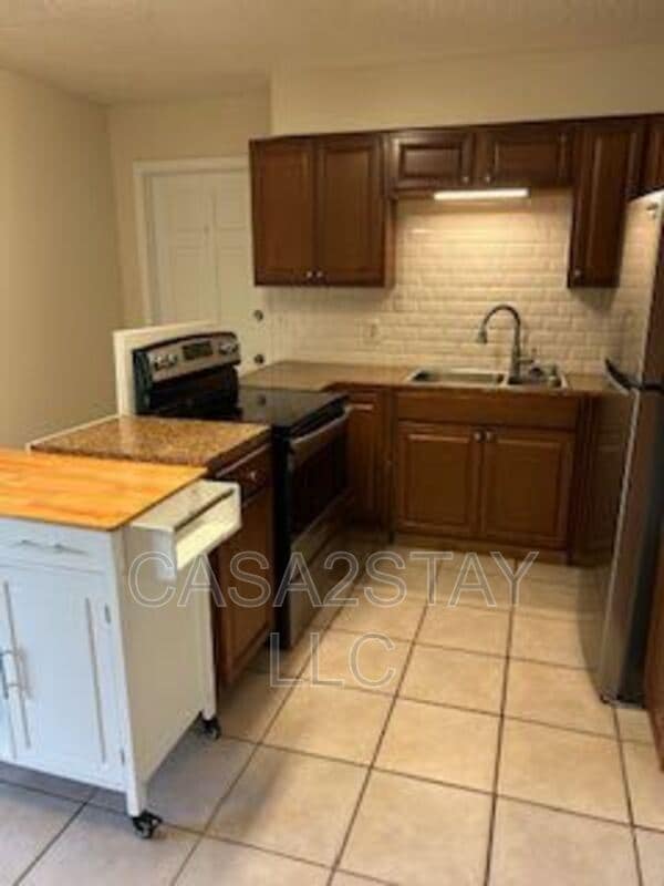 Photo - 7628 Carrier Rd Apartment