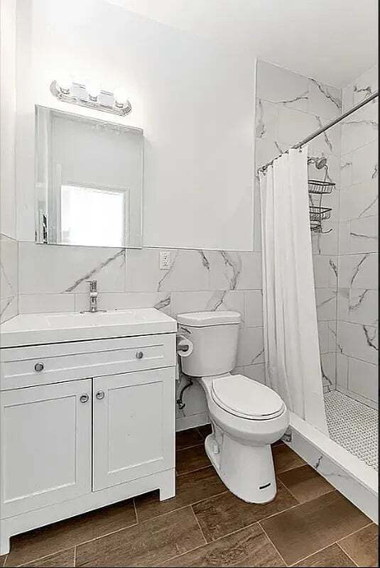 Foto del edificio - 928 Second Avenue
