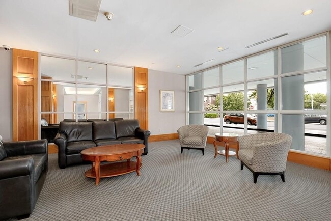 Common Room - 30 Chelsea St