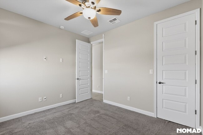 Building Photo - 4001 Windy Rd NE