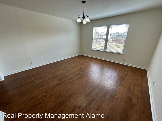 Foto del edificio - 3 br, 3 bath House - 7714 Cold Mountain