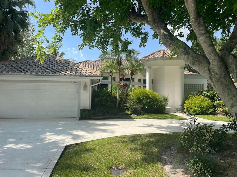 Building Photo - 10370 NW 50th Ct