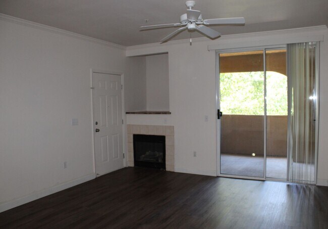 Building Photo - 501 Gibson Dr