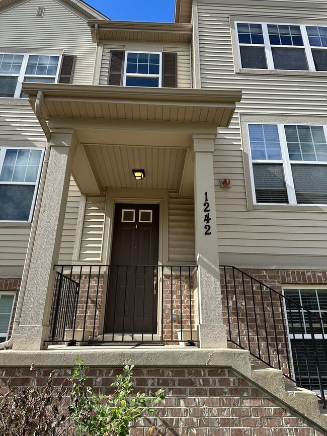 Foto del edificio - 1242 Evergreen Ave