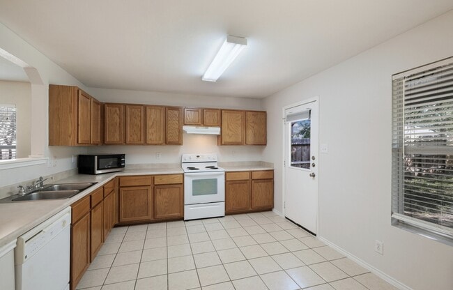 Building Photo - 20810 Phlox Meadow