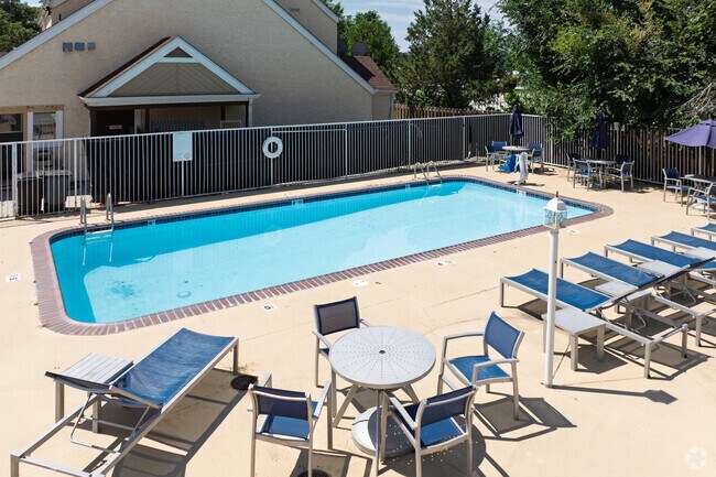 Área de la piscina - The Haven at Academy