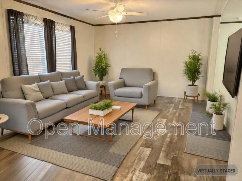 Foto principal - 825 1st Ave E